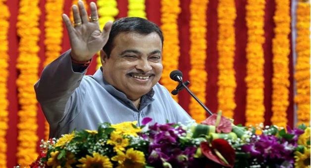 Khabar Odisha:Cannot-Work-Much-Anymore-Nitin-Gadkaris-Statement-Sparks-Retirement-Speculations