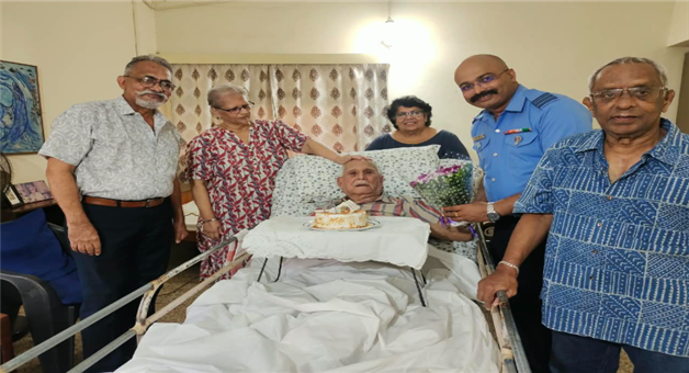 Khabar Odisha:104-year-old-IAF-Veteran-Cecil-Barretto-Birthday-IAF-Dental-Branch-Founder