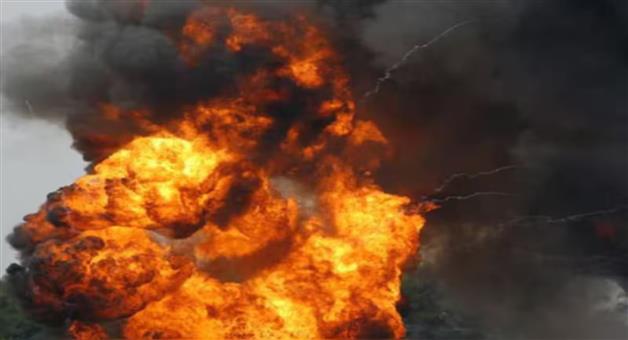 Khabar Odisha:16-pak-soldiers-killed-in-suicidal-bomb-blast-in-pakistan