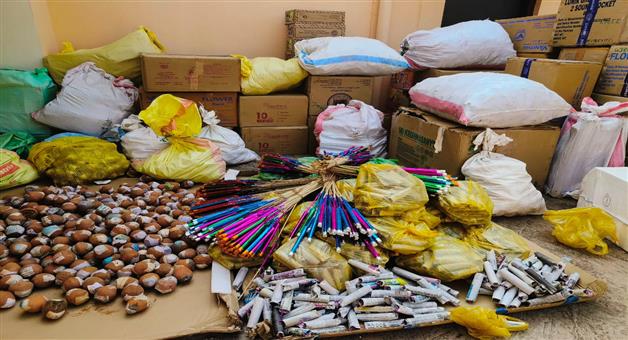 Khabar Odisha:2-arrested-on-charges-of-firecrackers-foreclosure