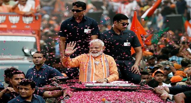Khabar Odisha:2-suspects-detained-with-gun-before-pm-modi-mumbai-visit