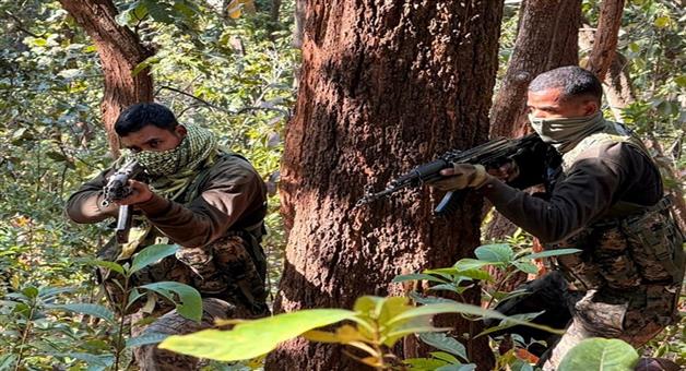 Khabar Odisha:21-Naxals-killed-in-36-hour-encounter