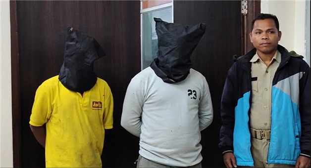 Khabar Odisha:2700-bottles-of-cough-syrup-seized-2-youths-arrested