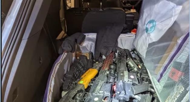 Khabar Odisha:3-arrested-in-america-while-smuggling-89-weapons