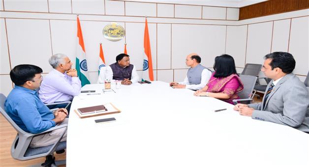 Khabar Odisha:3-ifs-officers-meet-cm-mohan-majhi-at-lokseva-bhawan