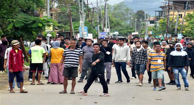 Khabar Odisha:306-people-killed-and-49-are-missing-in-manipur-violence