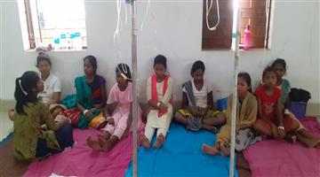 Khabar Odisha:32-girl-students-of-a-govt-upper-primary-school-located-at-Soyamba-admitted-to-KBalanga-hospital-after-they-complained-of-fever-and-abdominal-pain