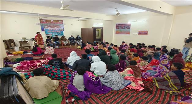 Khabar Odisha:35-students-fall-ill-admitted-to-community-health-center