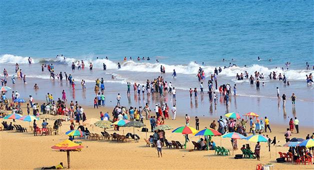 Khabar Odisha:4-tourists-drown-at-puri-seabeach