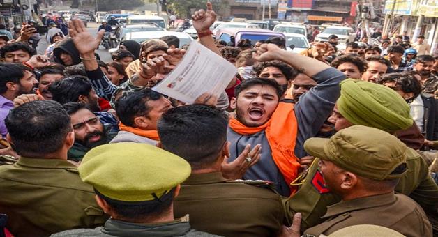 Khabar Odisha:42-Muslims-in-a-batch-of-50-uproar-over-admission-in-Vaishnodevi-College