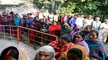 Khabar Odisha:4762-percent-polling-in-Bihar-till-1-pm-fate-of-1302-candidates-to-be-decided