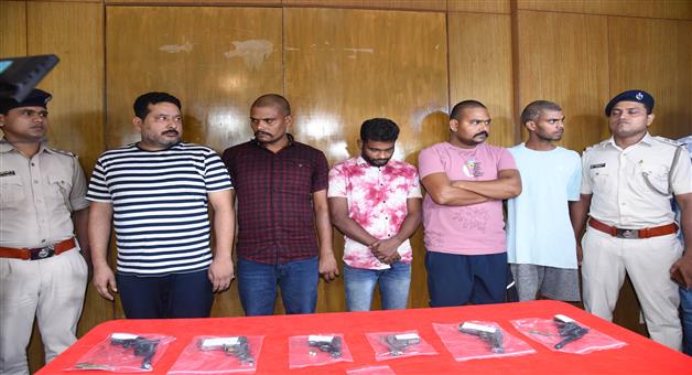 Khabar Odisha:5-arrested-by-commissionerate-police-in-gun-business