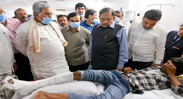 Khabar Odisha:50-60-people-died-in-Kumbh-Mela-Siddaramaiah-said-on-the-stage-during-RCB-Victory-Parade