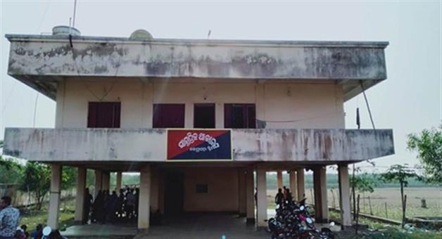 Khabar Odisha:6-bangladeshi-detained-by-jambu-marine-police