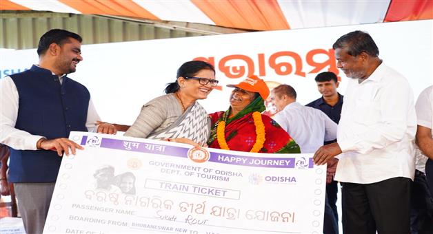 Khabar Odisha:800-senior-citizens-start-journey-to-ayodhya