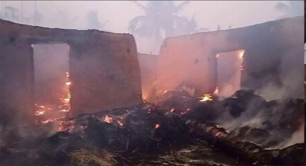 Khabar Odisha:A-36-room-house-was-burnt-in-the-fire