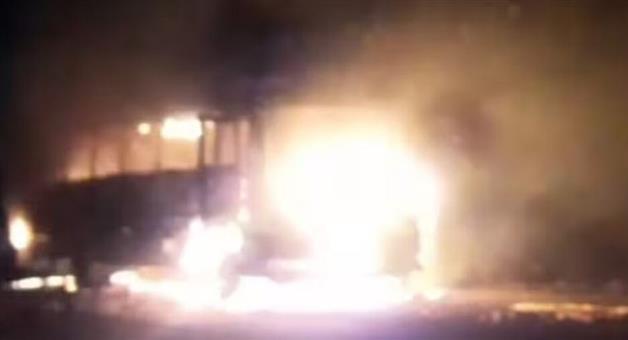 Khabar Odisha:A-bus-got-fire-at-madhya-pradesh