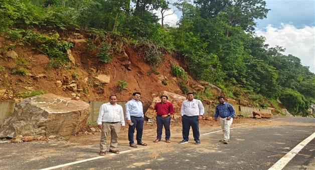Khabar Odisha:Additional-Secretary-to-the-Relief-Commissioner-reviewed-the-disaster-situation-in-Gajapati