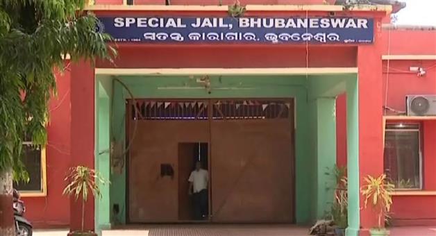 Khabar Odisha:Alcohol-Does-not-go-in-the-jail
