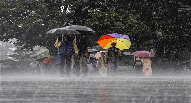 Khabar Odisha:All-Schools-in-Bhadrak-Closed-Tomorrow-Due-to-Heavy-Rain