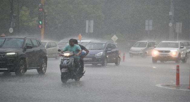 Khabar Odisha:Another-low-pressure-area-to-form-Orange-Warning-issued-for-these-districts-due-to-extremely-heavy-rainfall-today