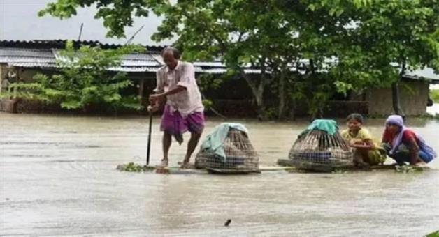 Khabar Odisha:Assam-and-Kerala-floods-updates-death-toll-rises