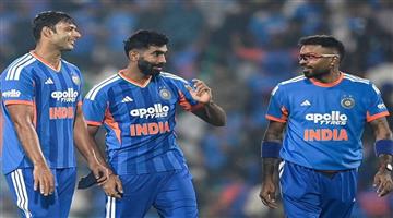 Khabar Odisha:BCCI-Concerned-as-Indias-Injury-List-Extends-to-13-Players-Including-Jasprit-Bumrah-and-Hardik-Pandya