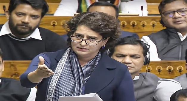 Khabar Odisha:Bapu-was-not-from-my-family-changing-his-name-was-a-big-mistake-Priyanka-lashes-out-at-BJP