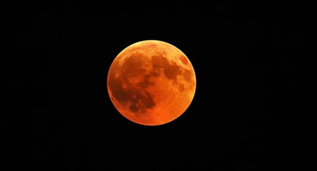 Khabar Odisha:Blood-Moon-2025-Why-will-the-blood-moon-be-visible-only-for-82-minutes