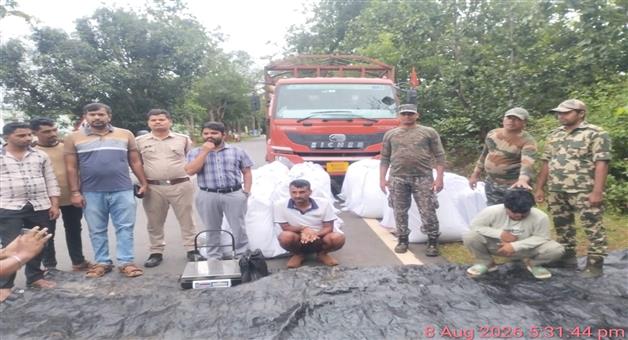 Khabar Odisha:Cannabis-seized-from-cashew-laden-truck-two-arrested