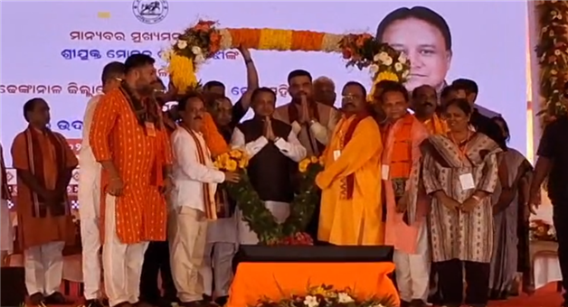 Khabar Odisha:Chief-Minister-Mohan-Majhi-inaugurated-and-laid-the-foundation-stone-of-various-people-oriented-projects-in-Dhenkanal