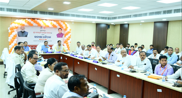 Khabar Odisha:Chief-Minister-expressed-satisfaction-over-the-progress-of-projects-in-Boudh-district