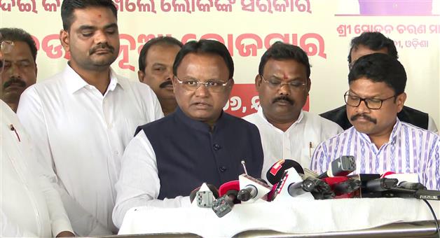 Khabar Odisha:Chief-Minister-returns-after-concluding-UAE-visit