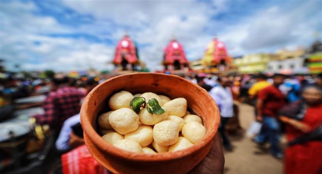 Khabar Odisha:Cuttacks-Iconic-Rasgullas-Set-to-Sweeten-Niladri-Bije-Ritual-in-Puri