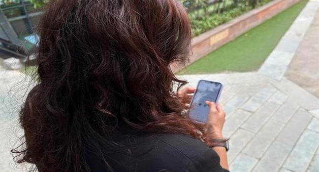 Khabar Odisha:Demands-for-social-media-ban-for-young-children-in-India