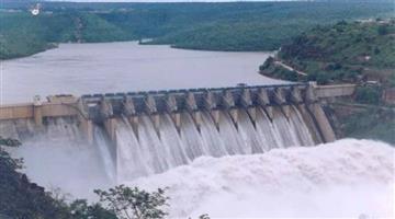 Khabar Odisha:Discharge-of-water-from-Diamond-Dam-through-40-gates-continues-the-misery-of-the-people-in-the-flooded-areas-is-increasing