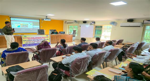 Khabar Odisha:District-level-training-camp-of-farmer-producer-organizations