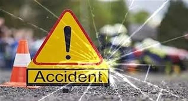 Khabar Odisha:Dumper-Bike-Head-On-Crash-Kills-One-Two-Seriously-Injured-in-Balasore