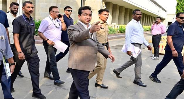 Khabar Odisha:Eggs-Thrown-at-Ganpati-Procession-Eid-is-Also-Coming-Warns-BJP-MLA-Nitesh-Rane