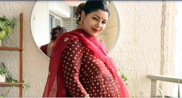 Khabar Odisha:Entertainment-Debina-Bonnerjee-onscreen-Sita-become-mother-of-a-baby-girl-after-11-years-edometriosis