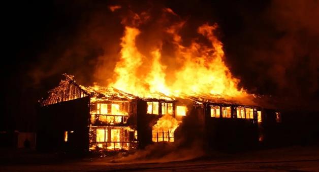 Khabar Odisha:Fire-at-firecracker-shop-one-dead-in-explosion