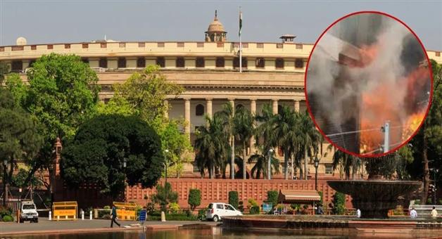 Khabar Odisha:Fire-breaks-out-on-roof-of-old-parliament-building-incident-occurred-while-welding-work-was-going-on