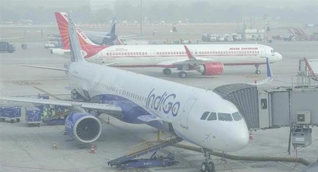 Khabar Odisha:Flights-across-the-country-affected-due-to-dense-fog-Air-India-and-IndiGo-issue-travel-advisory