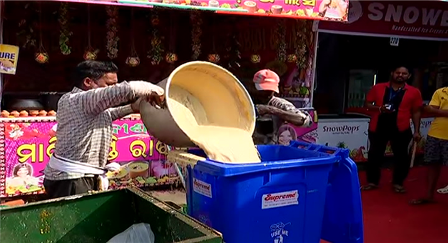 Khabar Odisha:Food-Safety-Department-raids-various-stalls-in-Bali-Yatra