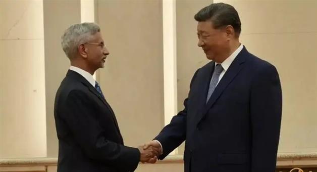 Khabar Odisha:Foreign-minister-S-Jaishankar-meets-China-president-XI-Jinping-Beijing