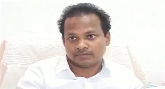 Khabar Odisha:Former-MP-Ravindra-Jena-leaves-BJD-may-join-BJP