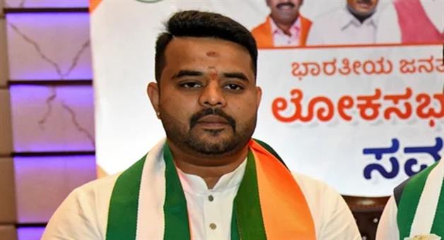 Khabar Odisha:Former-MP-found-guilty-in-rape-case-cries-after-hearing-the-verdict