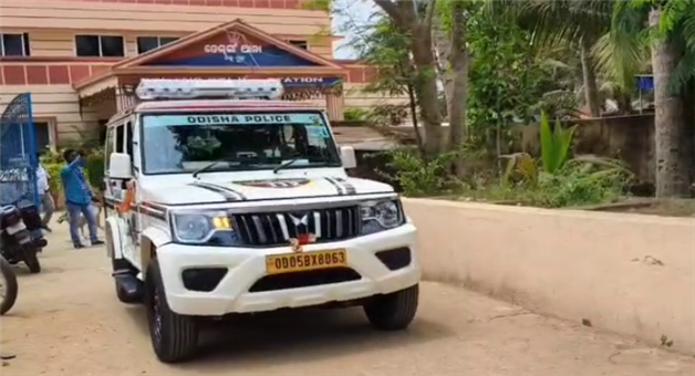 Khabar Odisha:Four-days-have-passed-the-whereabouts-of-two-minor-girls-have-not-been-found-yet