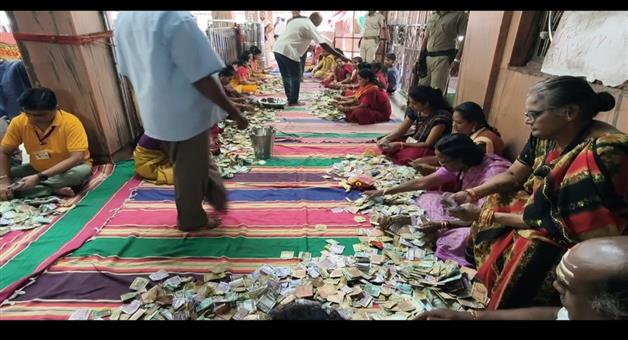Khabar Odisha:Goddess-Majhighariani-has-concluded-64-grams-of-gold-1764-grams-of-silver-and-14-foreign-coins-were-found