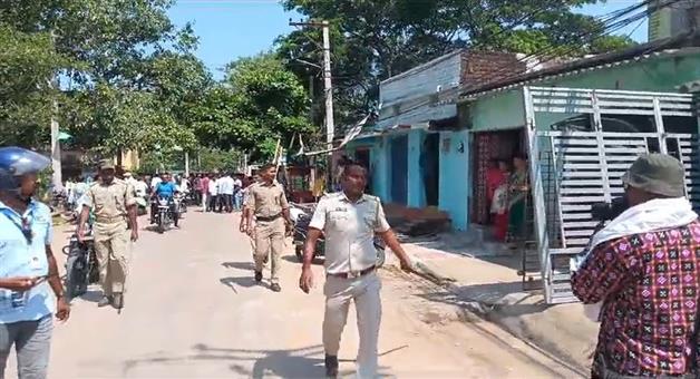 Khabar Odisha:Group-clash-in-Berhmpur